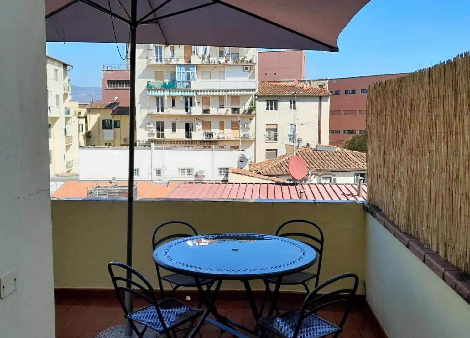 Apartment Casa De Verdi Loft Panoramico Florenz
