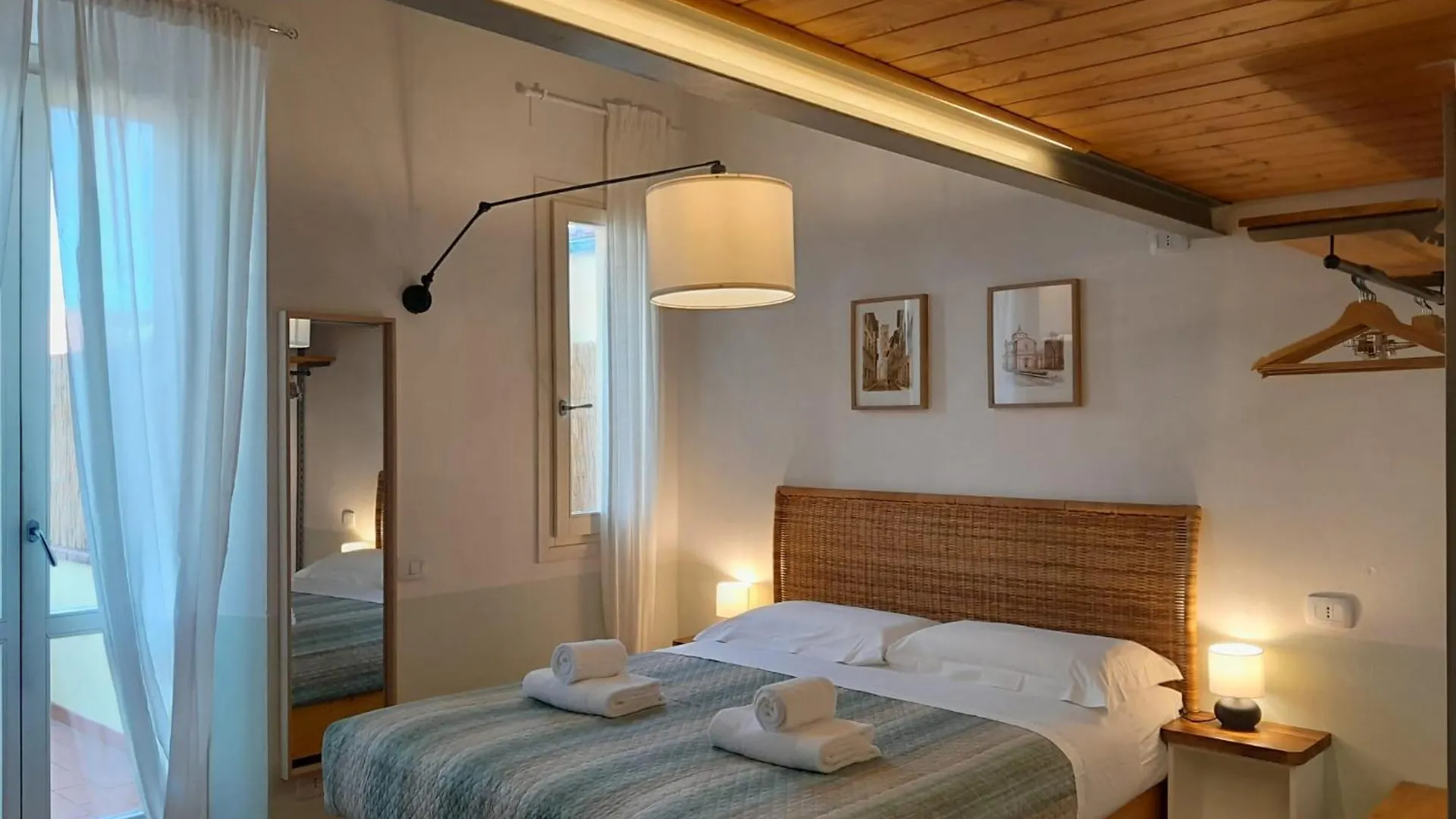 Casa De Verdi Loft Panoramico Free Parking location
